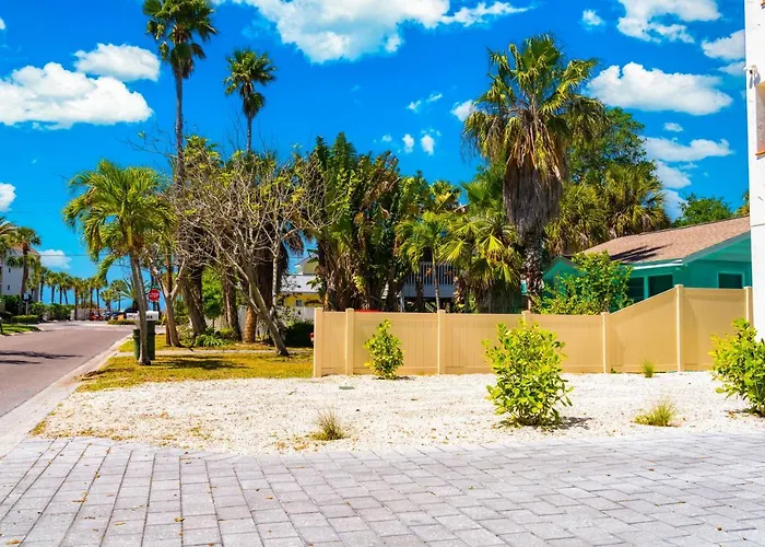 Custom Gulf Coast Gem * Clearwater Beach