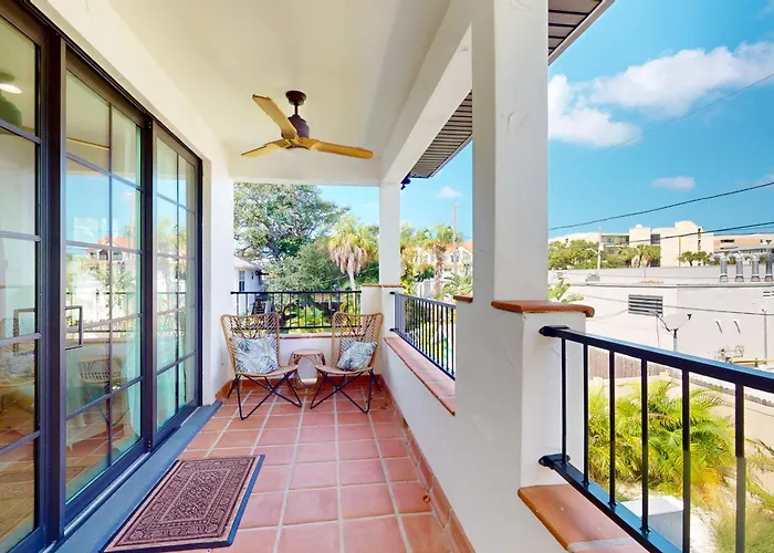 Custom Gulf Coast Gem Ferienhaus